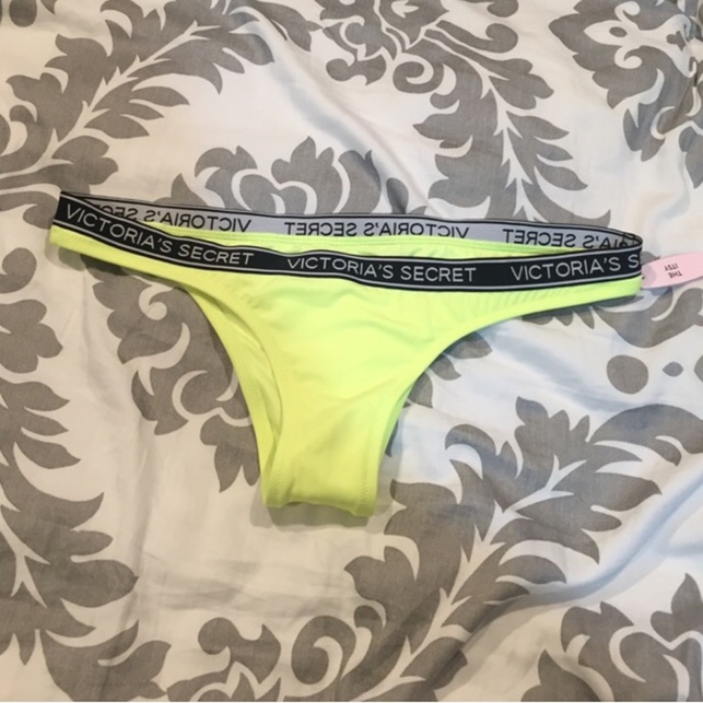NWT VS itsy bottom