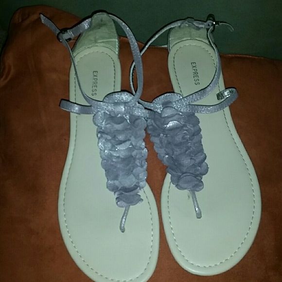 Sandals - Picture 2 of 6