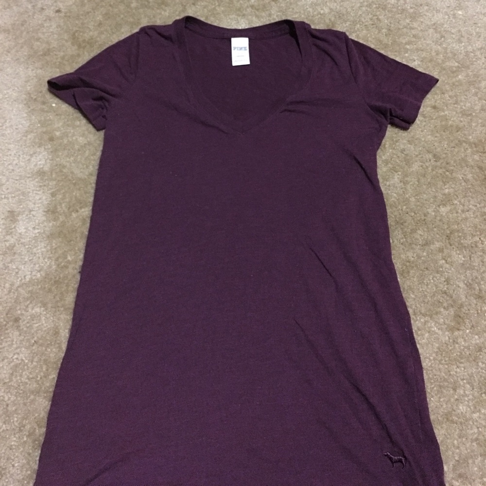 VS PINK V NECK T