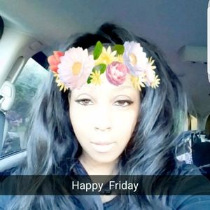 Meet your Posher, Deidre