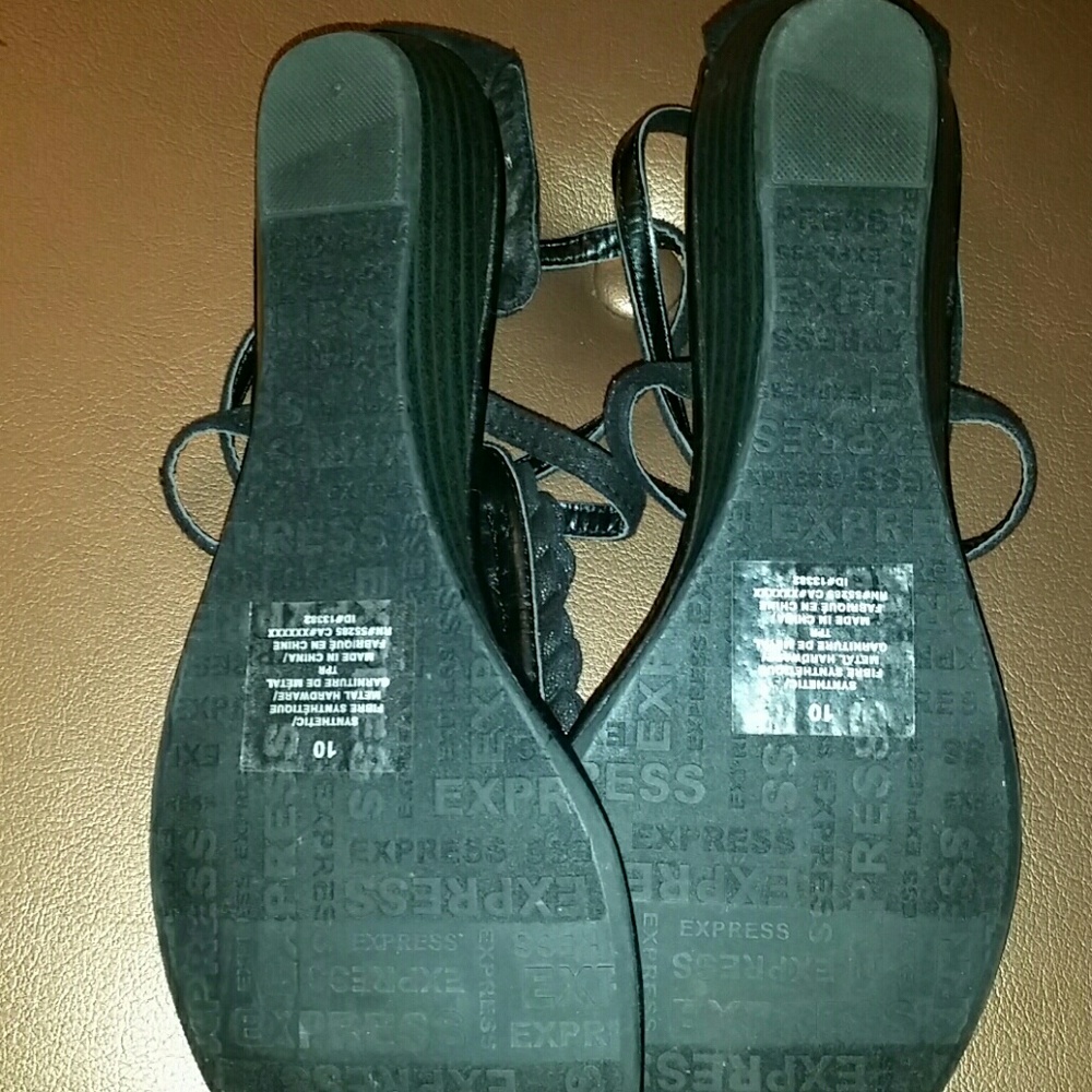 Sandals - Picture 3 of 5