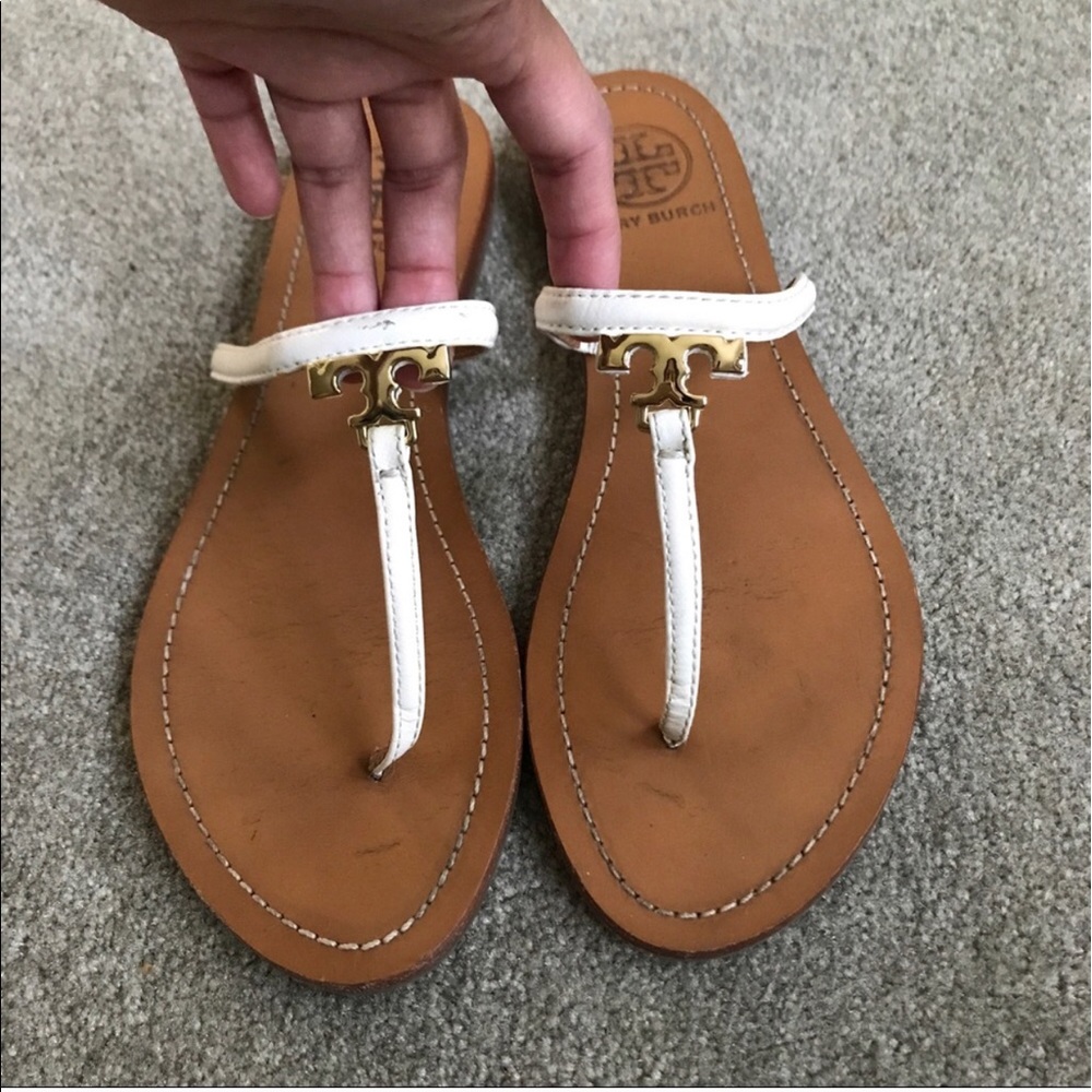 ⛔️FOR GRACE ⛔️T logo sandals