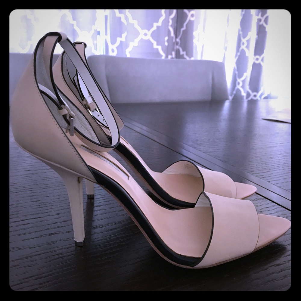 Calvin Klein Nude Sandals (size 39 ~ size 9 US)