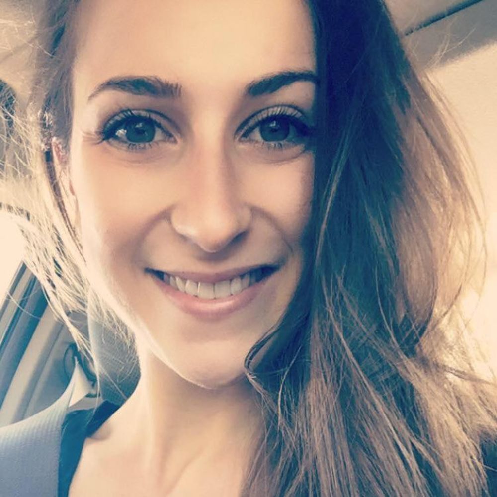 Meet your Posher, Whitney