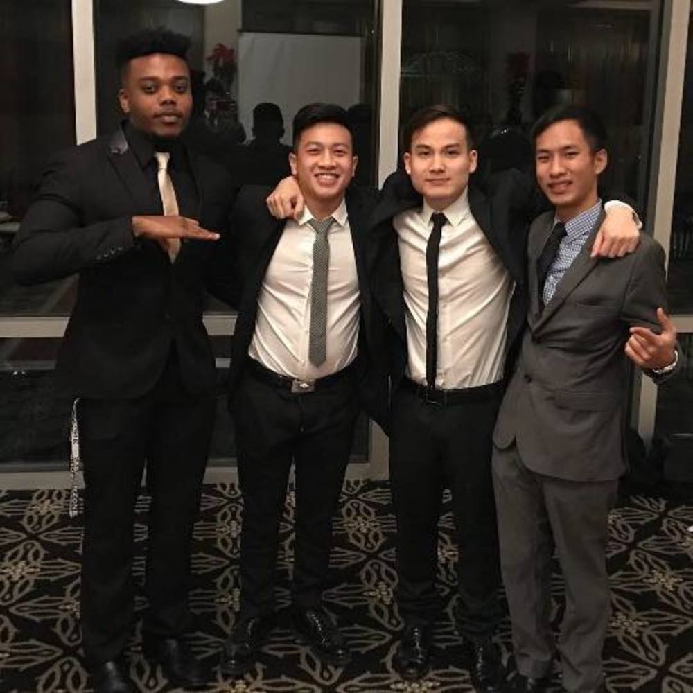 Meet your Posher, Tri