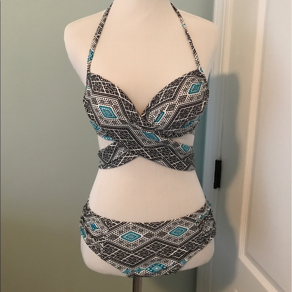 NWOT Wrap Bikini