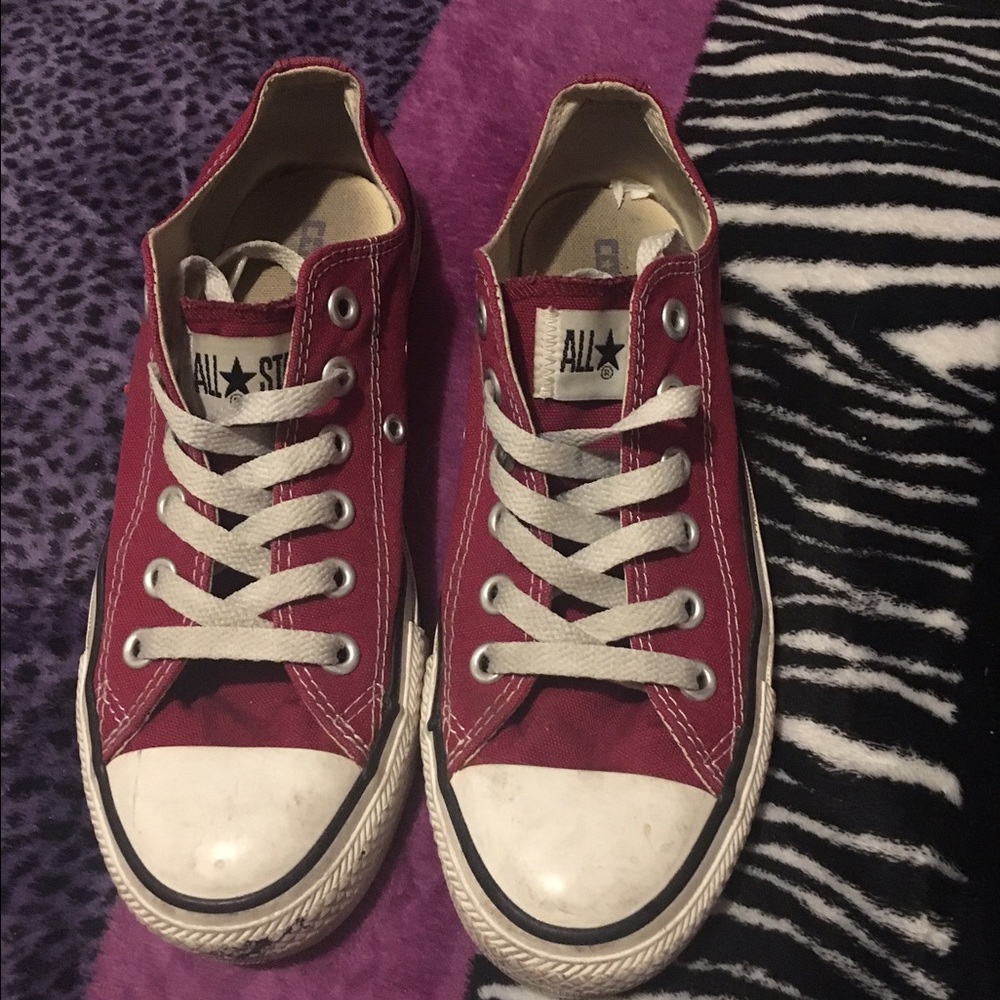 Burgundy Woman Converse