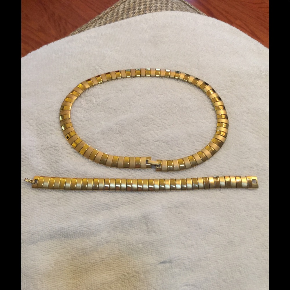 Gold costume necklace & bracelet