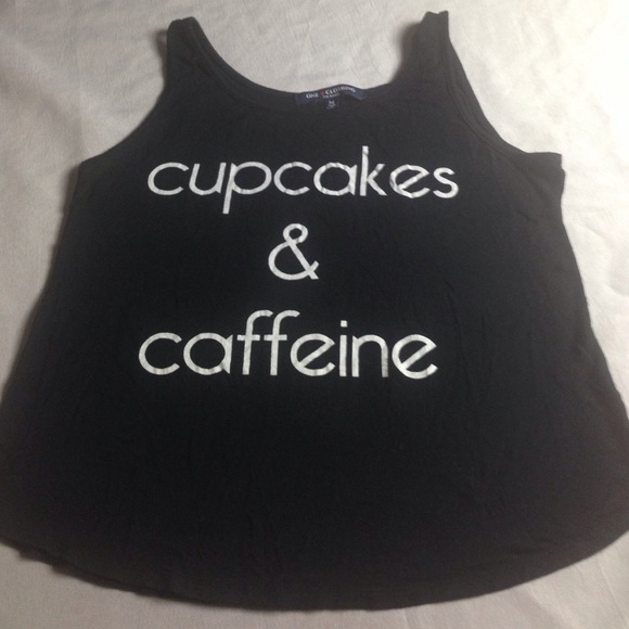 CUPCAKES & CAFFEINE TOP TANK EXCELLENT CONDITION