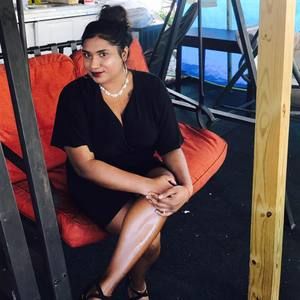 Meet your Posher, Veronica