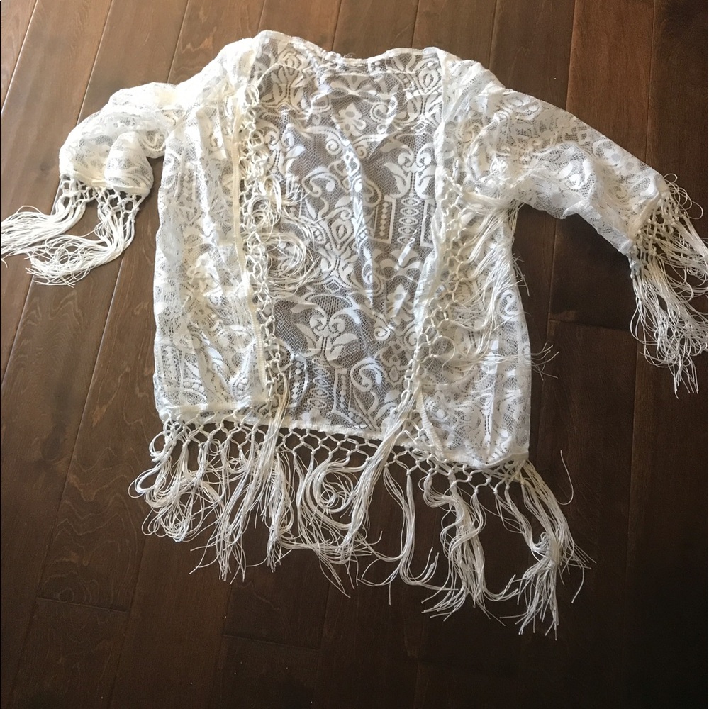 🎉 White lace Kimono - Picture 5 of 8