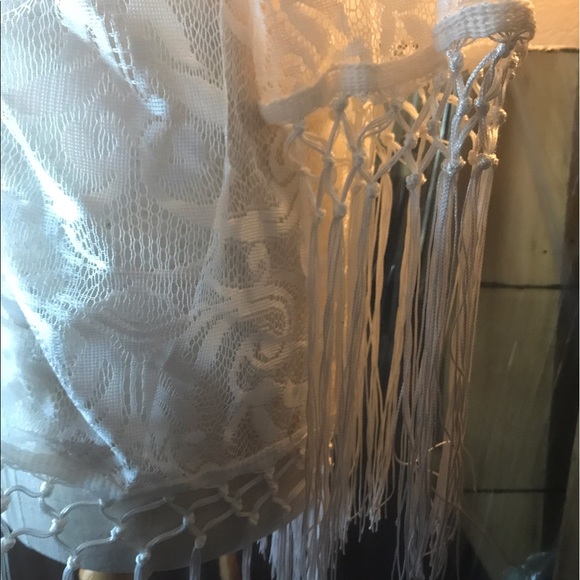 ๐ White lace Kimono - Picture 7 of 8