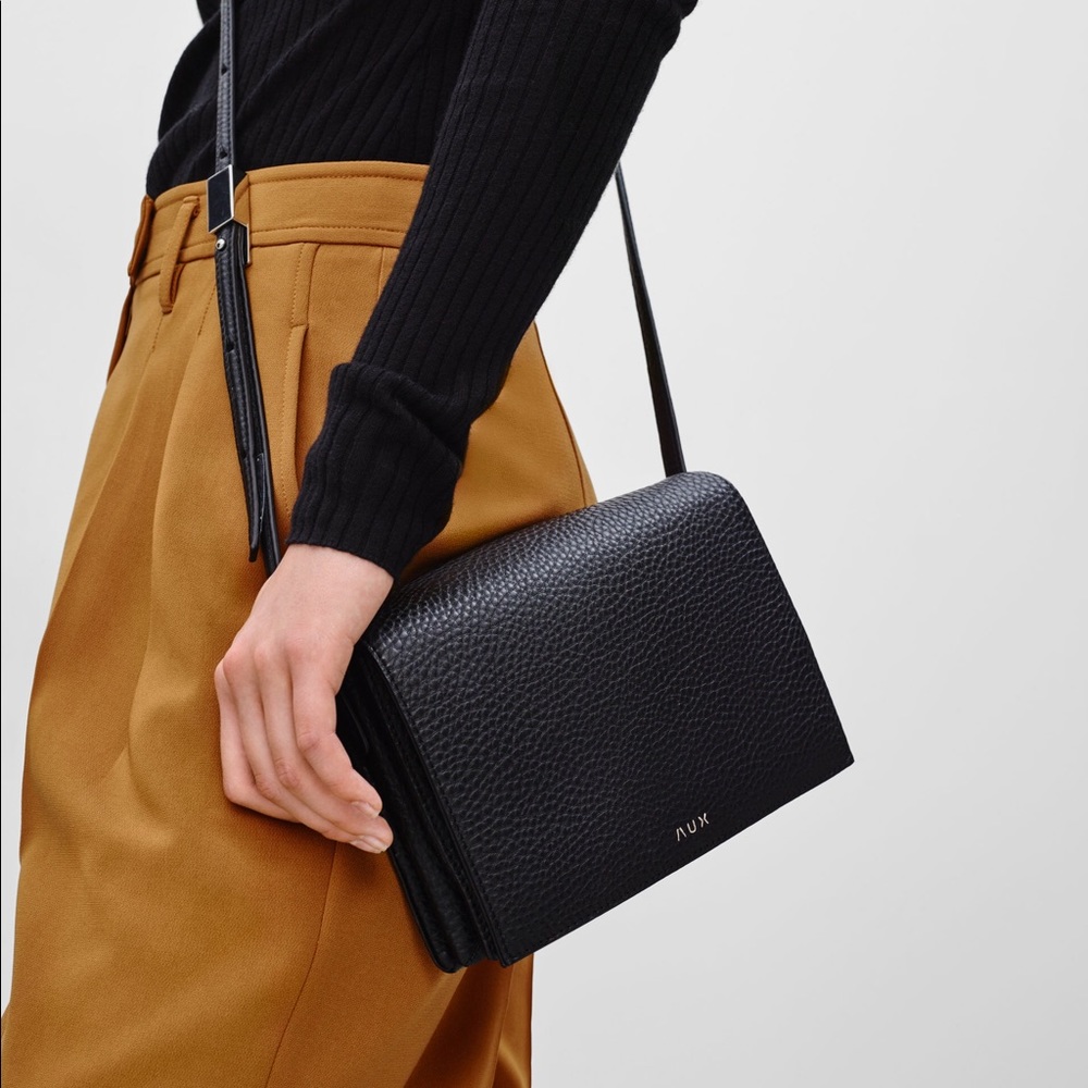 Aritzia Auxilary Crossbody Bag