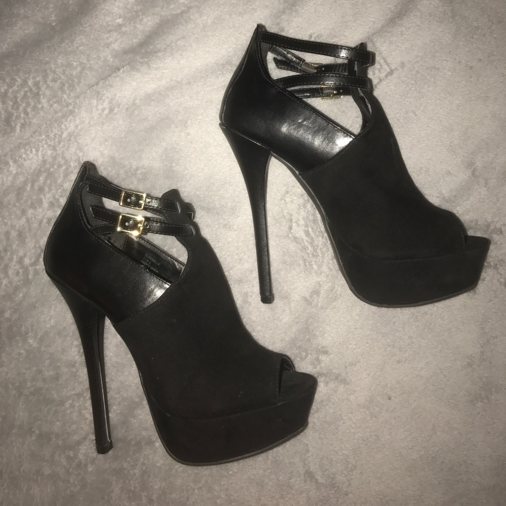 Black Heels 👠
