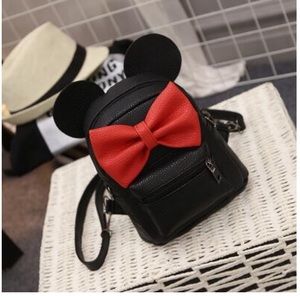 Minnie Bow backpack convertible