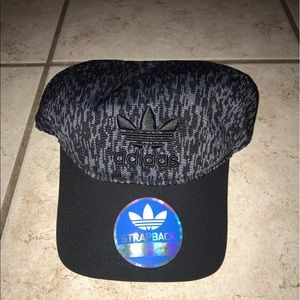 NWT Black/Onix Adidas Strapback (Yeezy Print!)