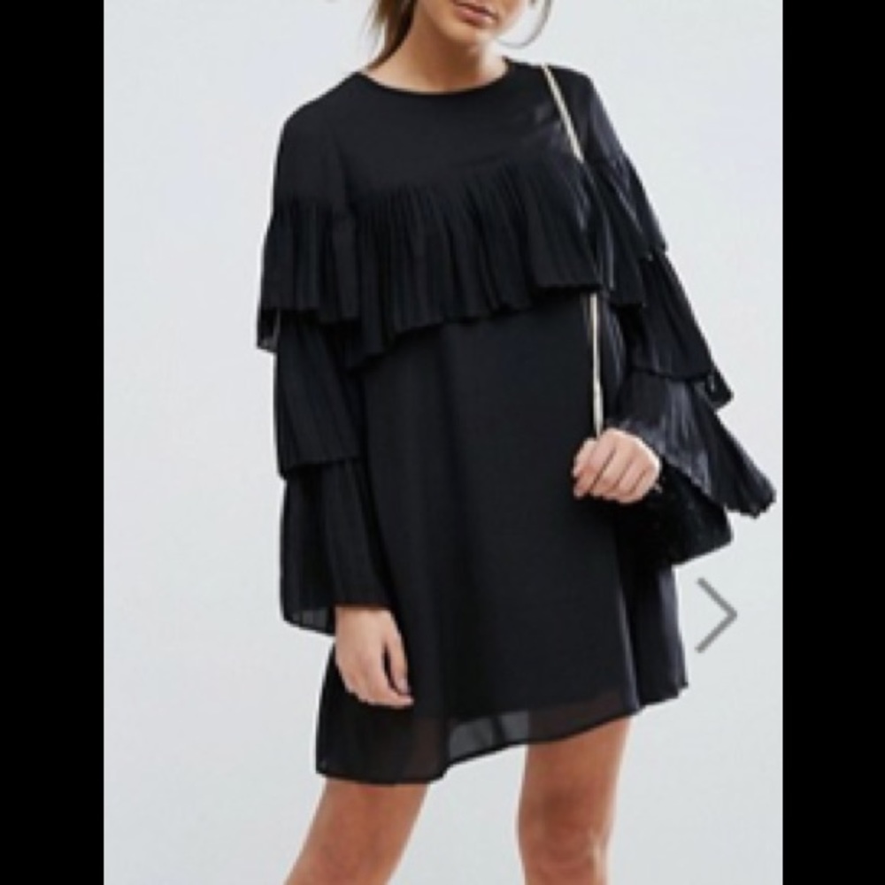 Boohoo Pleated Frill Smock Dress