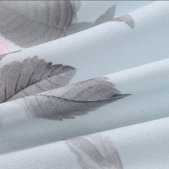 π¦ FLASH SALE π FLORAL RUFFLE ROMPER - Picture 6 of 7