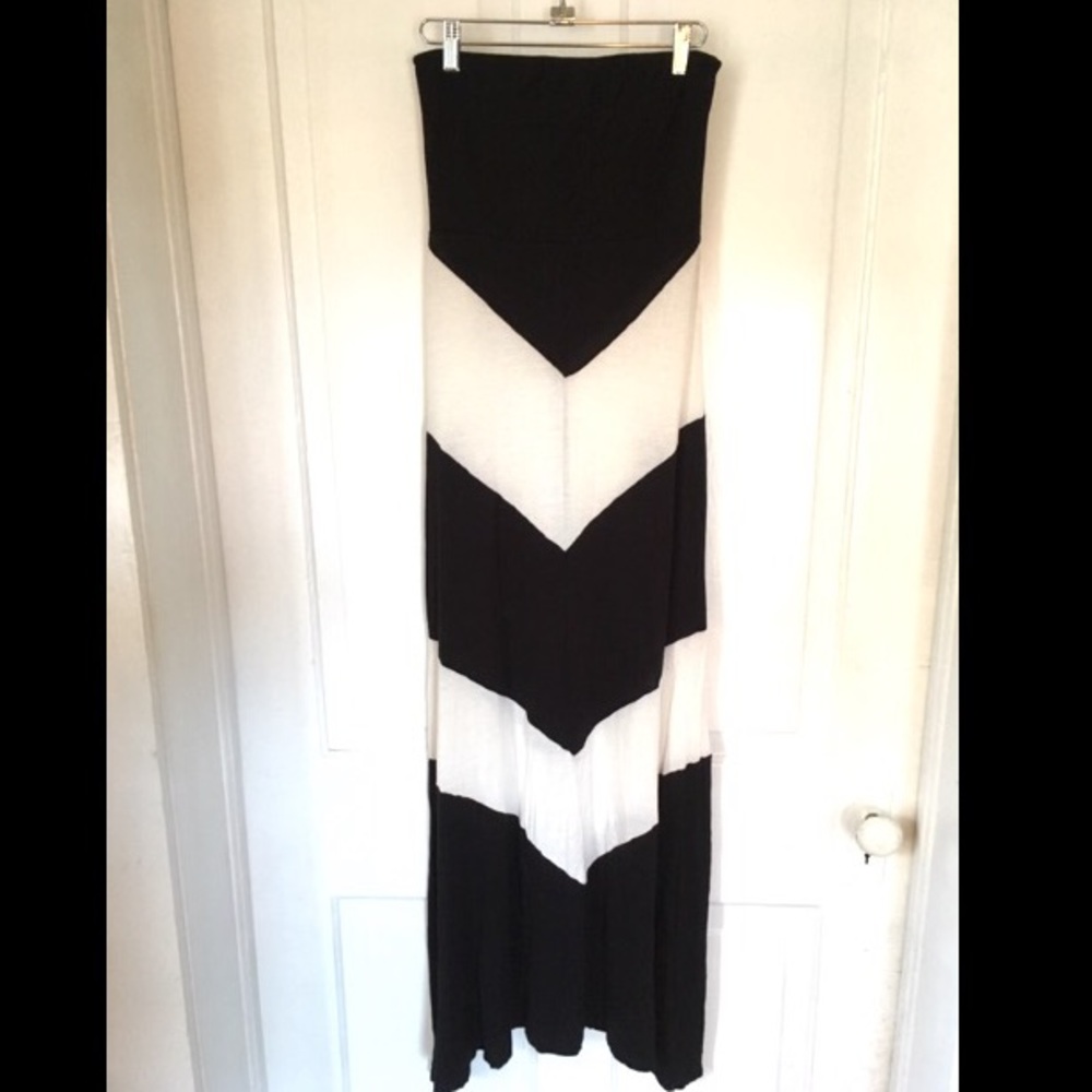 Black & White Strapless Dress