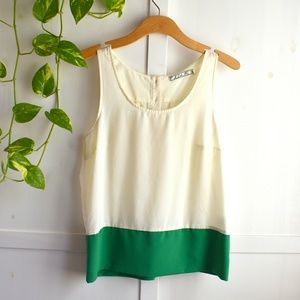 Chloe K Camp Green and Off-White Sleeveless Blouse