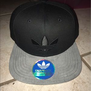 Nwt Black & Grey Adidas Snapback!