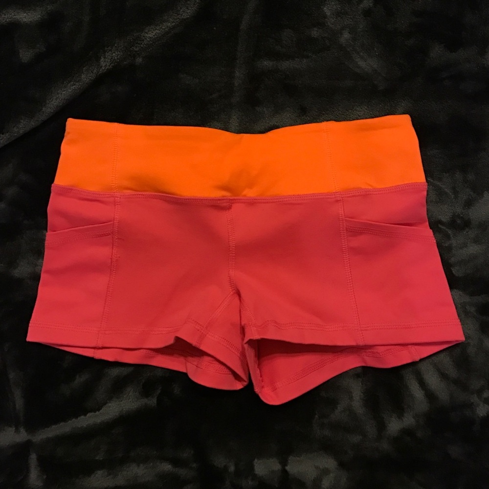 Cute yoga / running shorts Small