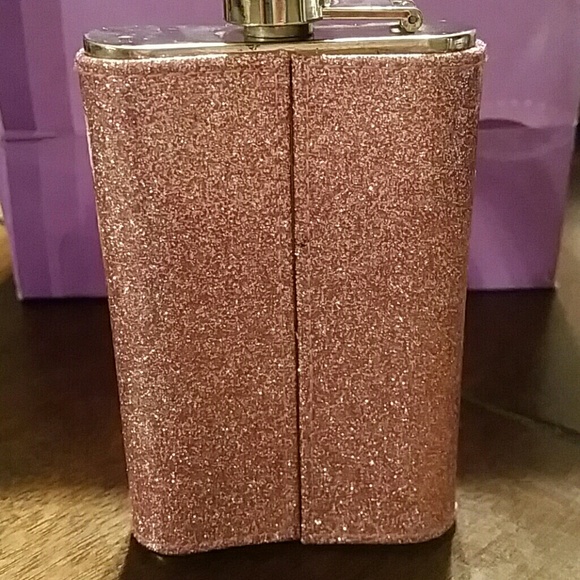 ✴✴SOLD IN BOGO DEAL✴✴ - Picture 2 of 3