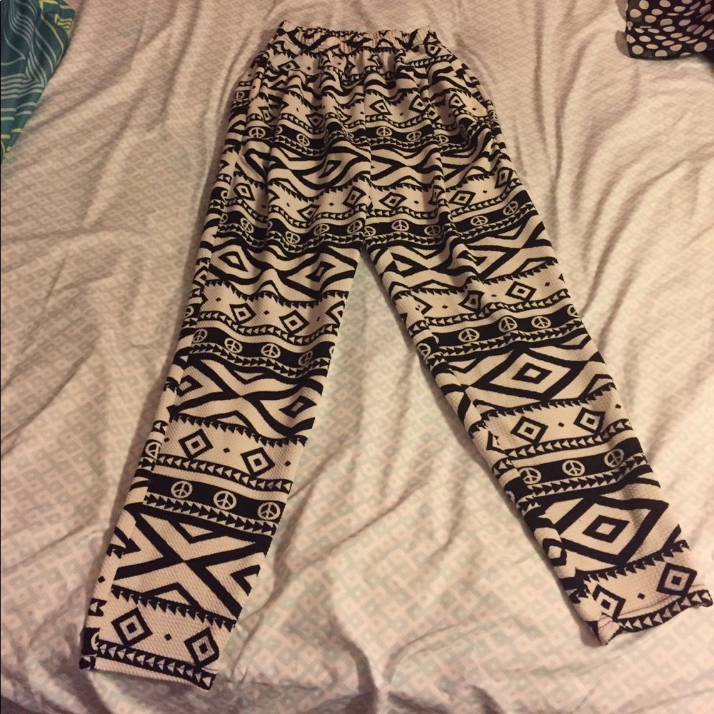 Supernova Black and White Design Pants