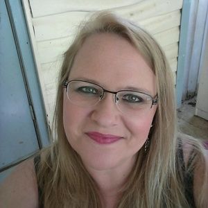 Meet your Posher, Shelley