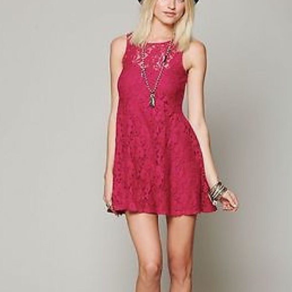 Free People Dresses & Skirts - Make an offer 💞FP "Miles Of Lace" dress💞💞XS