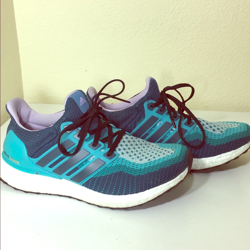 Adidas ultra boosts size 7