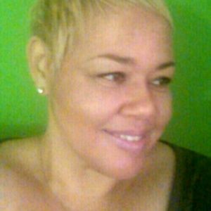 Meet your Posher, Genevieve