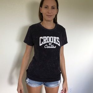 Crooks and castles large purple t-shirt