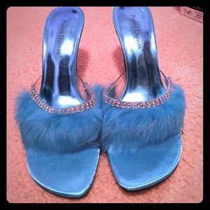 Brand New Pierre Dumas Turquiose Heels with Fur