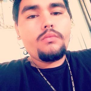 Meet your Posher, Cesar