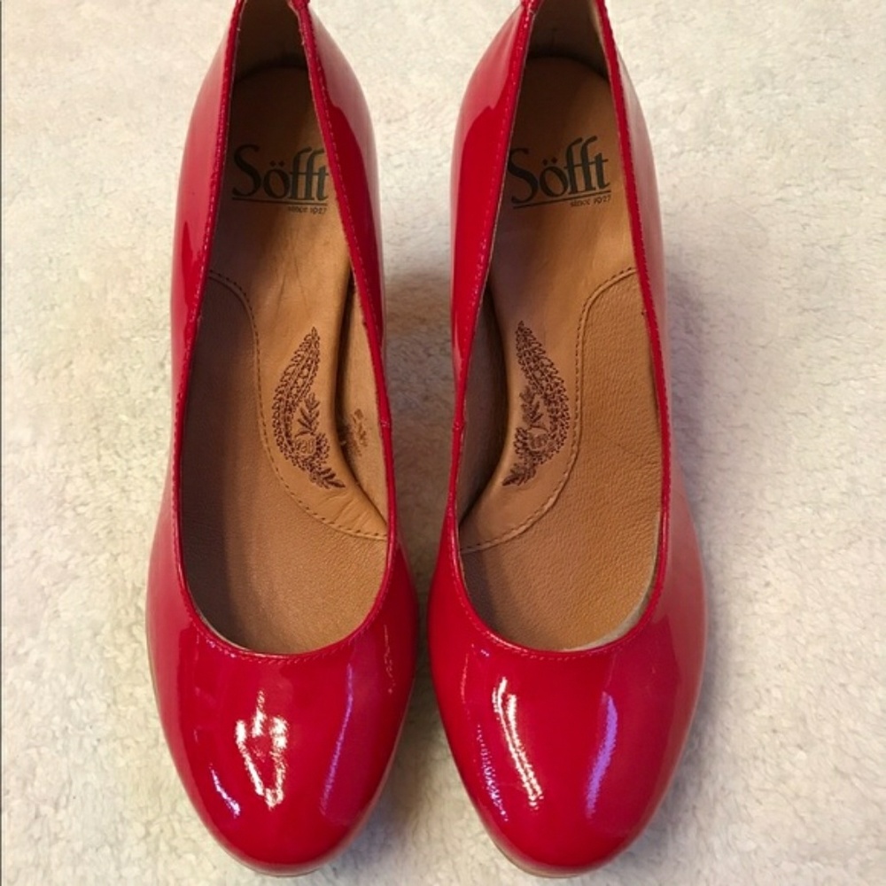 Like New Gorgeoussss Red Hawt Sofft Heels