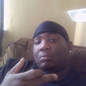 Meet your Posher, Devin