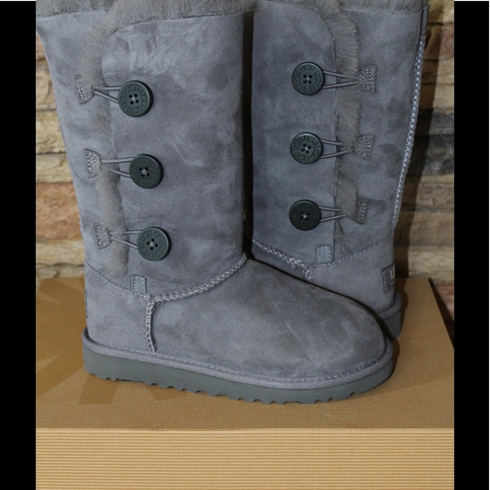 NIB UGG Tall Triplet Bailey Button Suede Boots - Picture 1 of 7