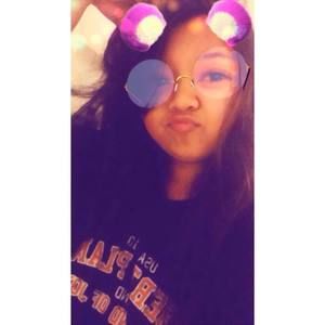 Meet your Posher, Ivy