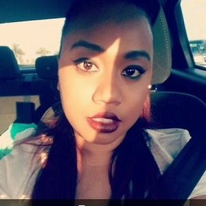 Meet your Posher, Sophea