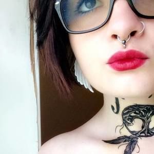 Meet your Posher, Casey-lynn