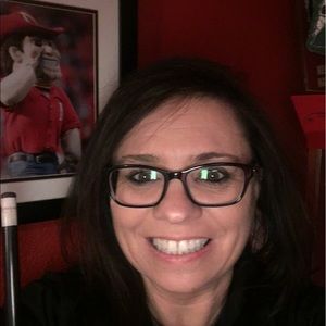 Meet your Posher, Annette