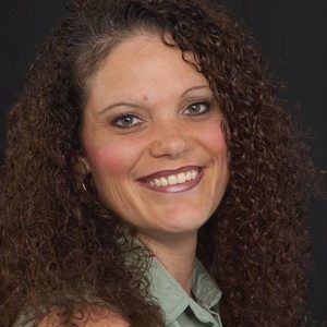 Meet your Posher, Laurie