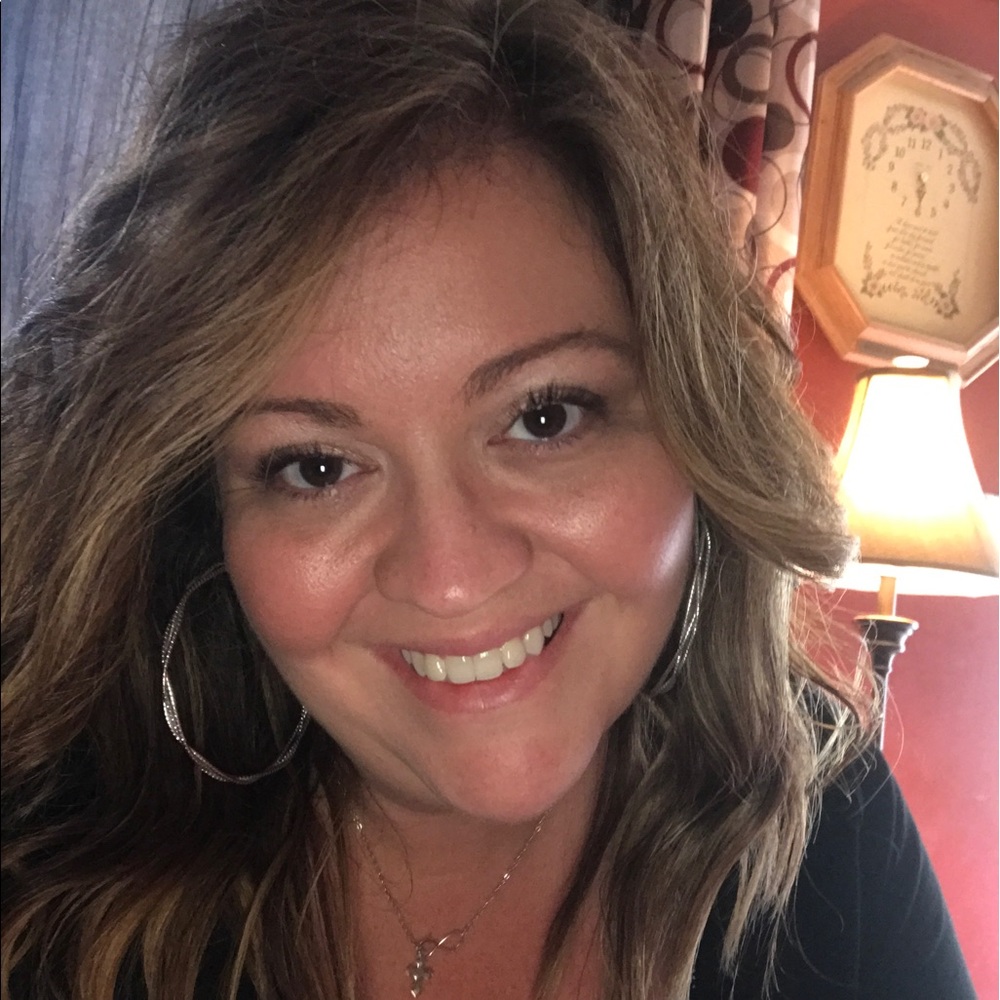 Meet your Posher, Lindsey