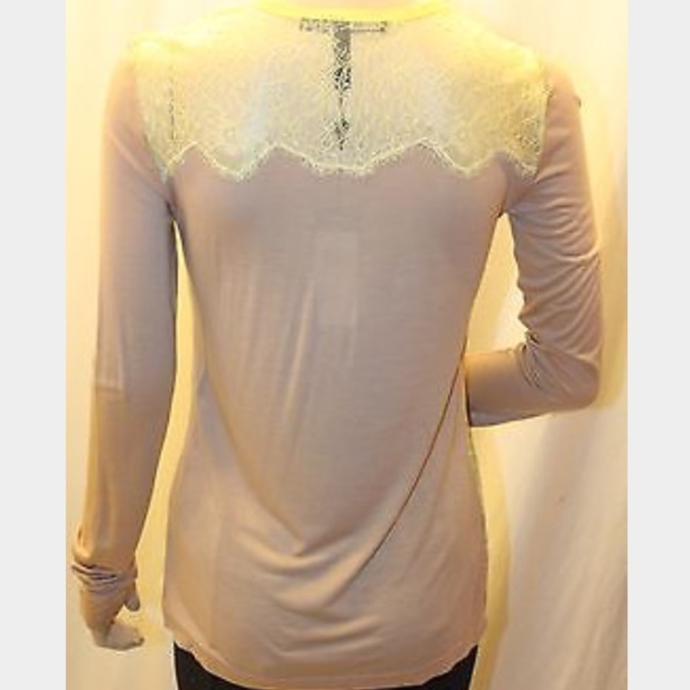 SOLD Bcbg top - Picture 3 of 8