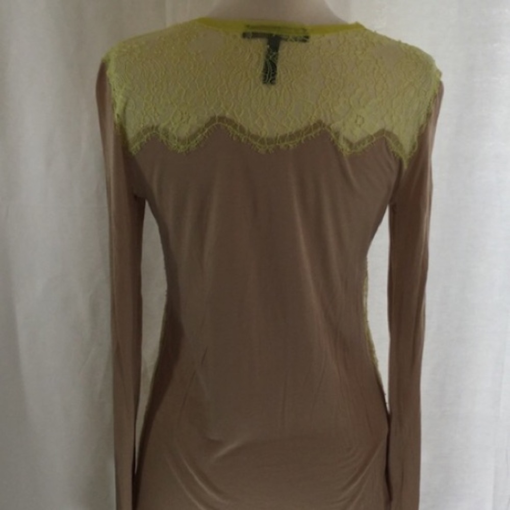 SOLD Bcbg top - Picture 8 of 8