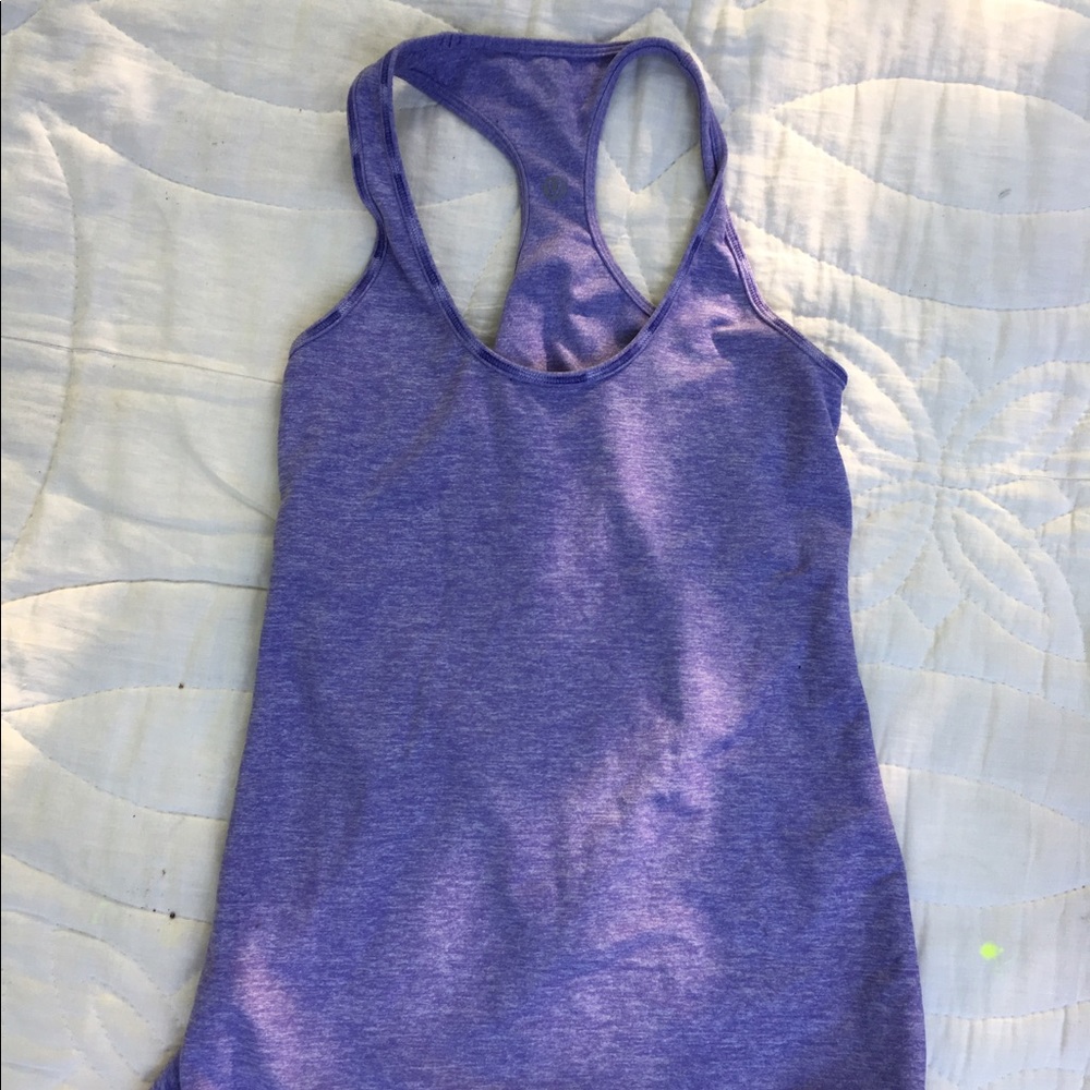 LULU LEMON TANK TOP.