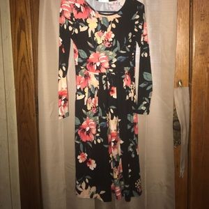 Jessa kae 3/4 sleeve midi dress