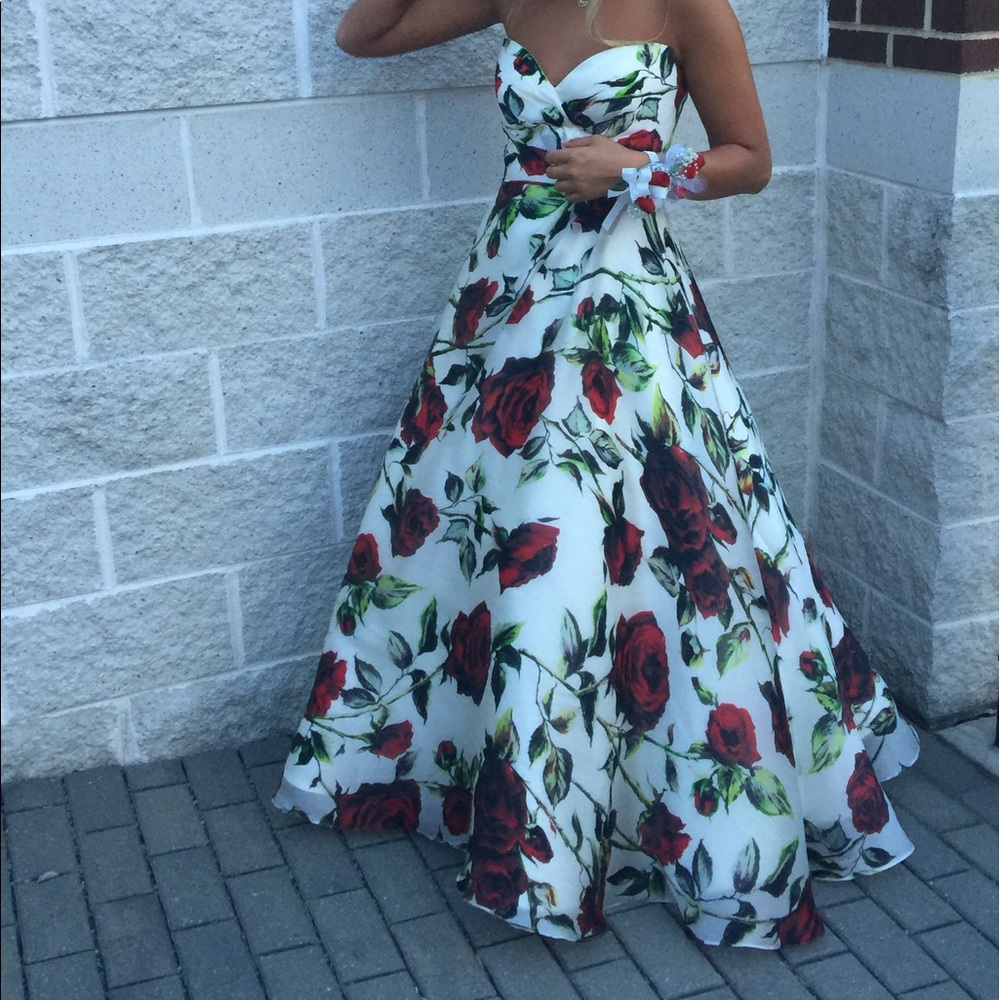 2017 Sherri Hill Prom Dress