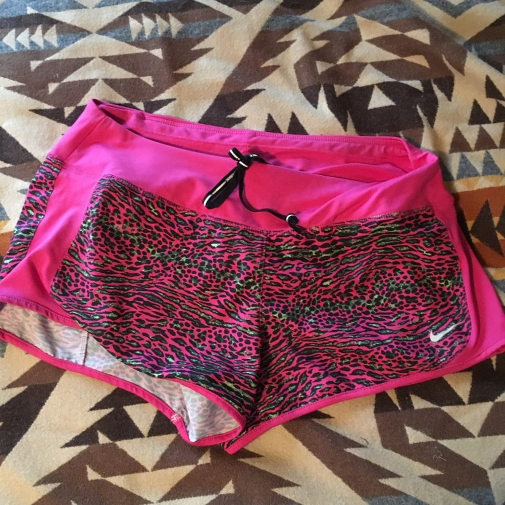 Nike dri fit shorts M